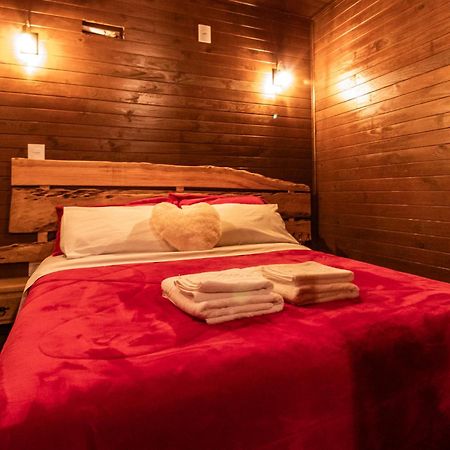 Casas Rainha Da Serra 01 E 02 Dorm Com Cozinha E Fogo De Chao אורוביסי מראה חיצוני תמונה