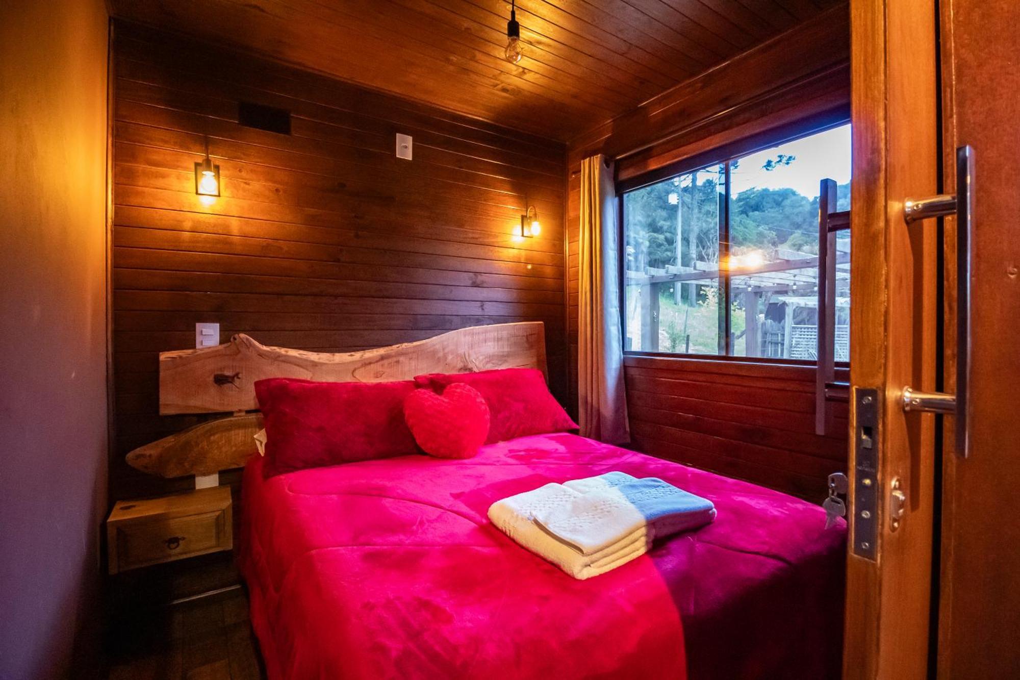 Casas Rainha Da Serra 01 E 02 Dorm Com Cozinha E Fogo De Chao אורוביסי מראה חיצוני תמונה