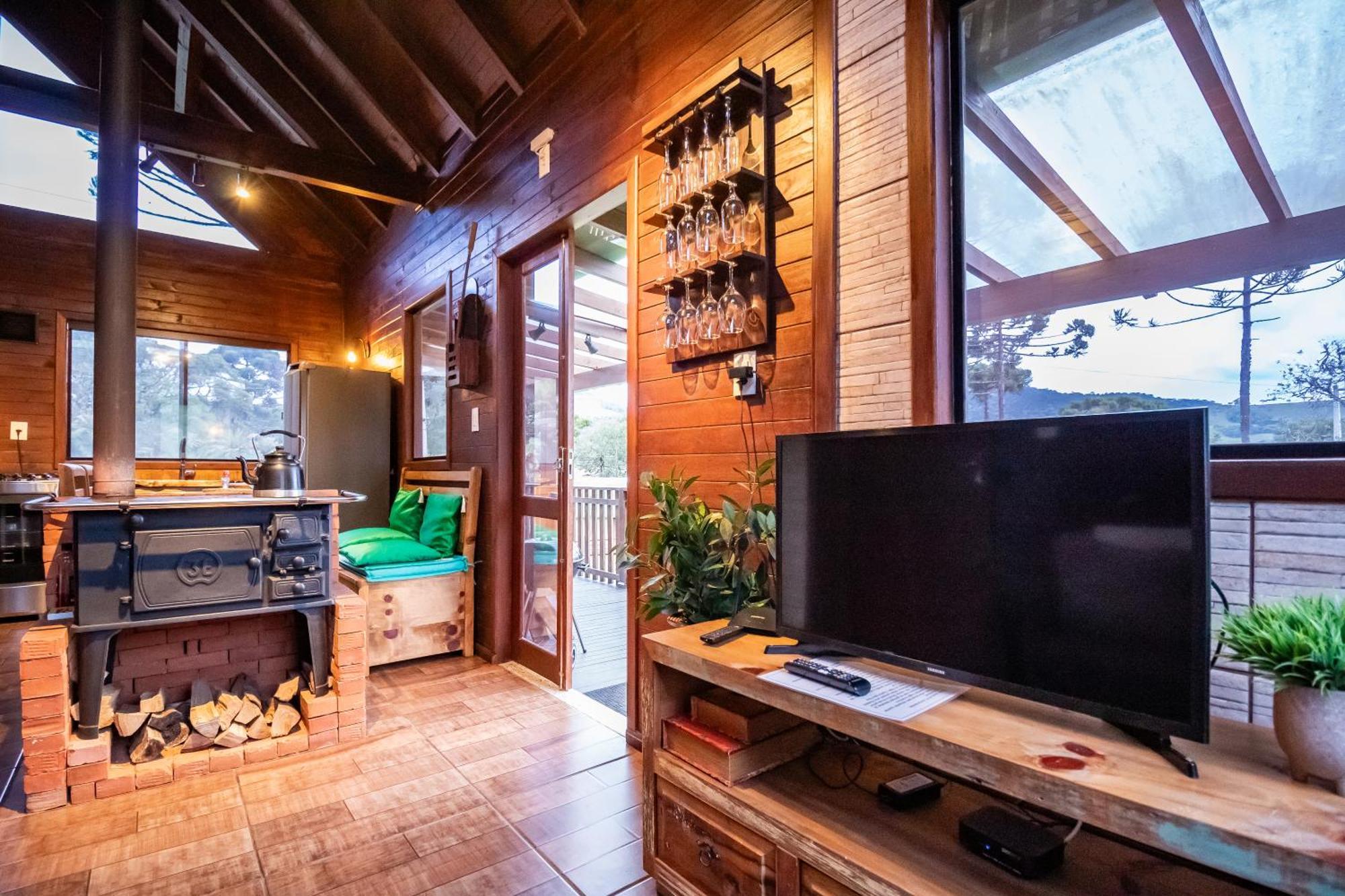 Casas Rainha Da Serra 01 E 02 Dorm Com Cozinha E Fogo De Chao אורוביסי מראה חיצוני תמונה